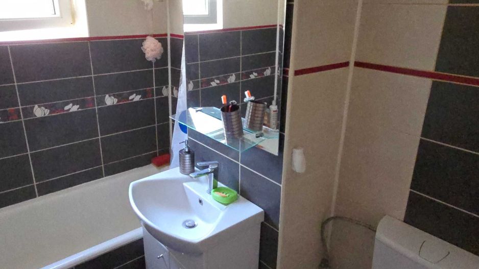 Girocului | 3 Camere | Etaj 1 | Centrala proprie | Aer conditionat | Disponibil - Poză 7