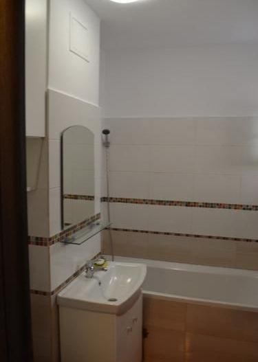De închiriat: Apartament de lux 3 camere decomandat – Tineretului / Timpuri Noi - Poză 8