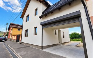 CASĂ INDIVIDUALĂ DE VÂNZARE ÎN SIBIU – 120 MP UTILI –524 mp de teren - Poză 1