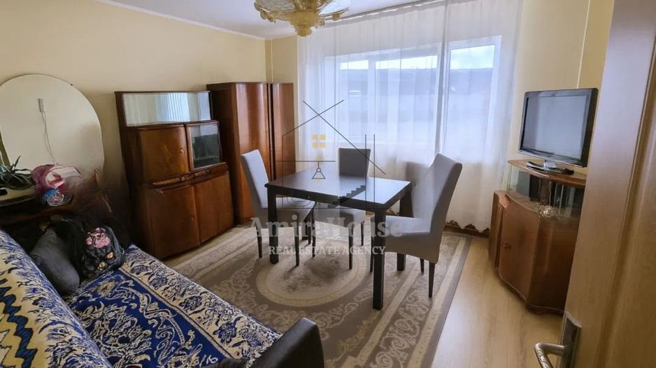 Apartament 3 camere de vanzare Manastur, str Mehedinti - Poză 1