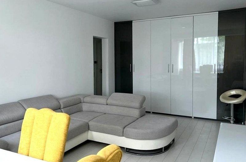 Apartament cu 3 camere, mobilat si utilat, etaj 1 -zona Tiglina 3 - Poză 6