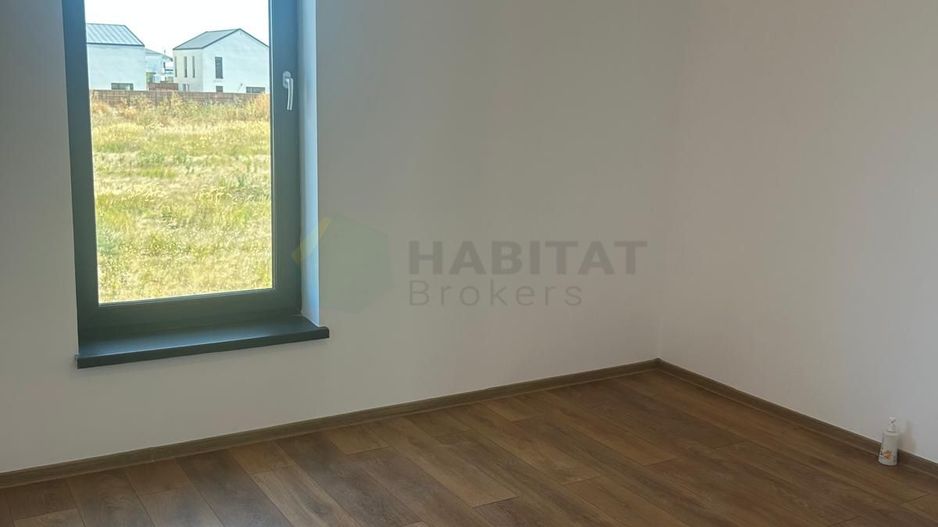 Casă modernă de vânzare /4 camere/ Strada Alexandru Ioan Cuza - Poză 12