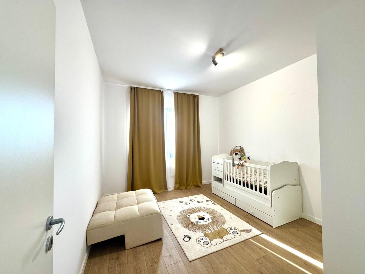 Duplex cu 5 camere mobilat și utilat complet |Săcălaz| - Poză 9