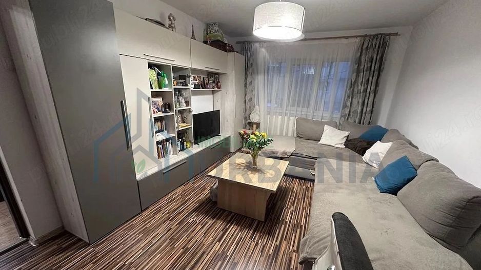 Iasi - Dacia - Scoala G. Cosbuc - Apartament 3 camere decomandat, parter, izolat - Poză 1