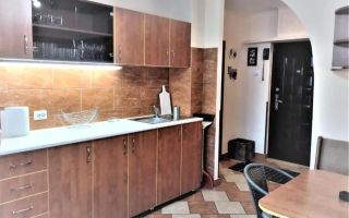 Proprietar inchiriez apartament 2 camere decomandat - Poză 6