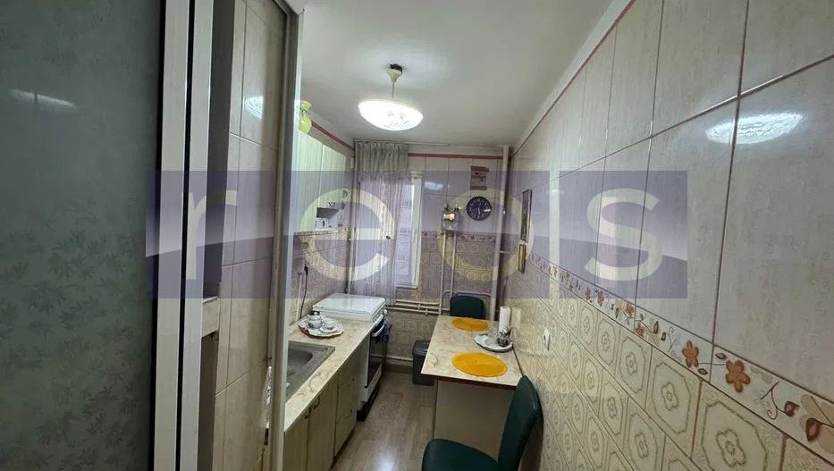 DE VANZARE 3 CAMERE  - 5 MINUTE METROU DRUMUL TABEREI - Poză 4