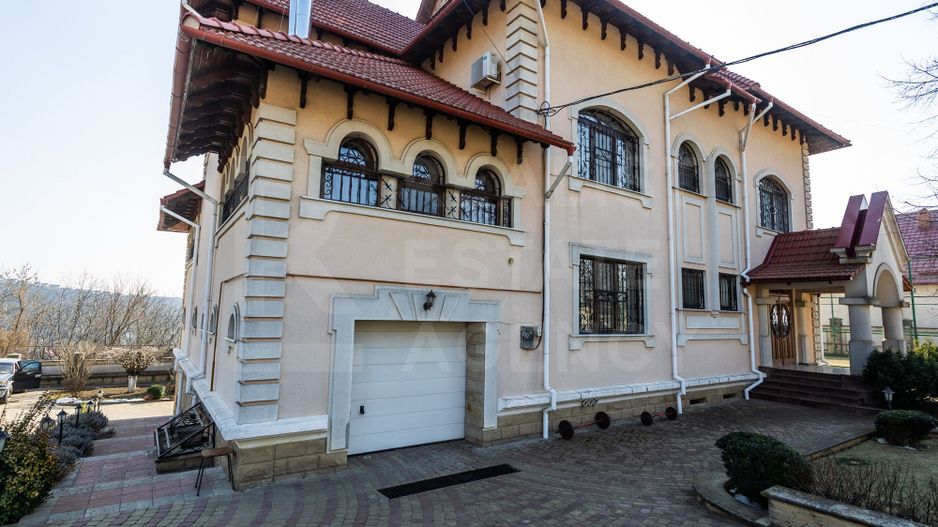 Vânzare casă de lux, 700 mp + 22 ari, situată în Tohatin - Poză 36