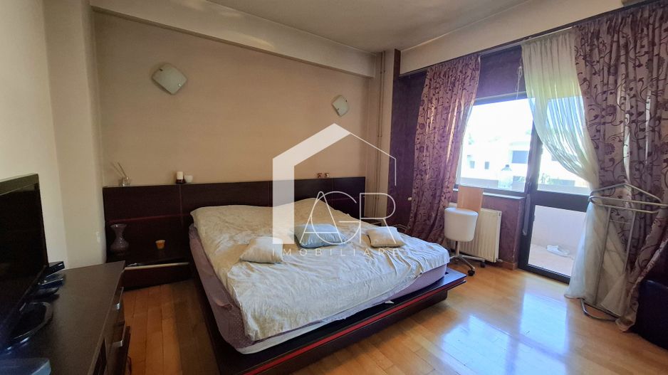 Apartament cu 4 camere, decomandat, zona Democratiei - Poză 9