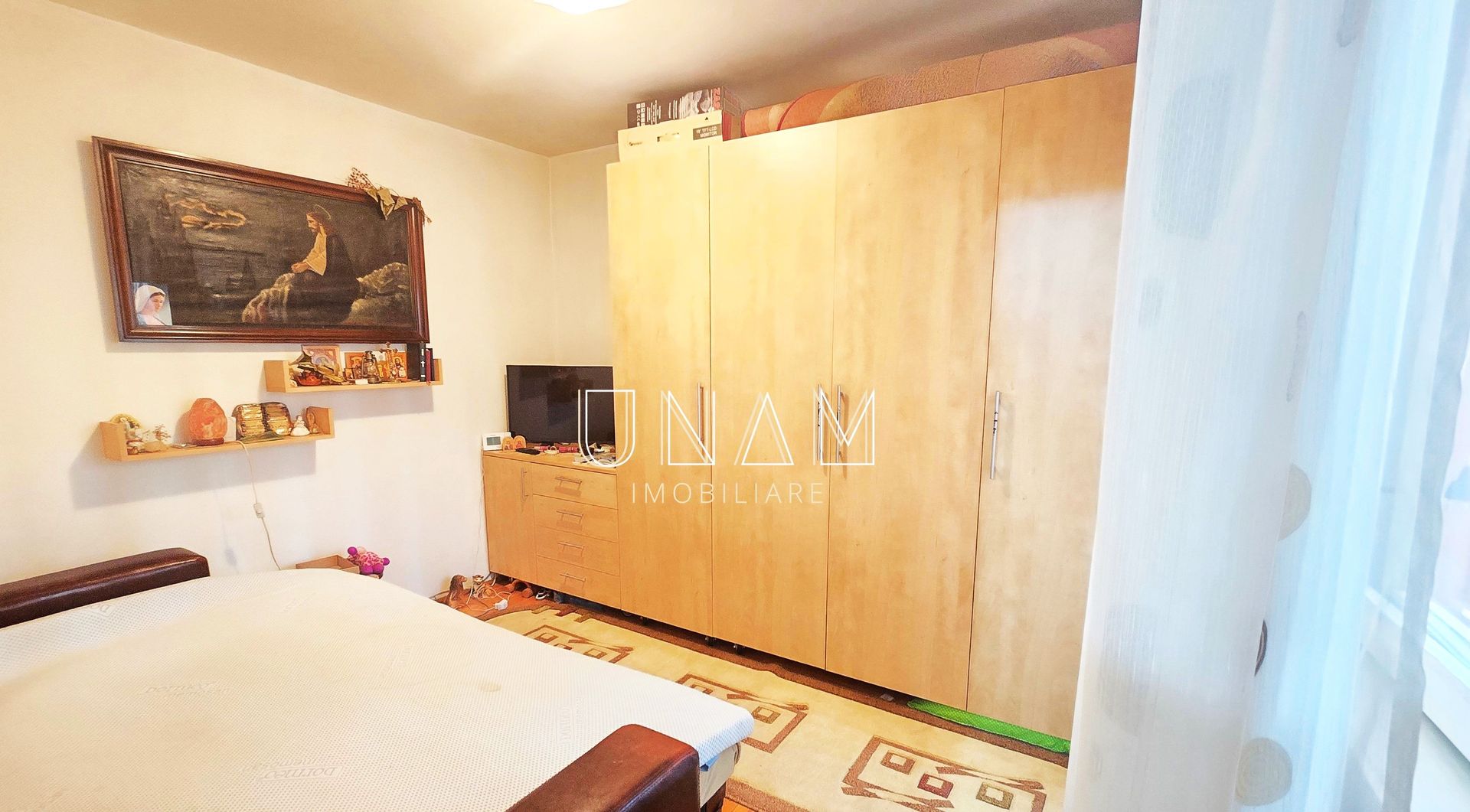 Apartament 3 camere de vânzare, Etaj 2 – Micro 2,  Reșița - Poză 4