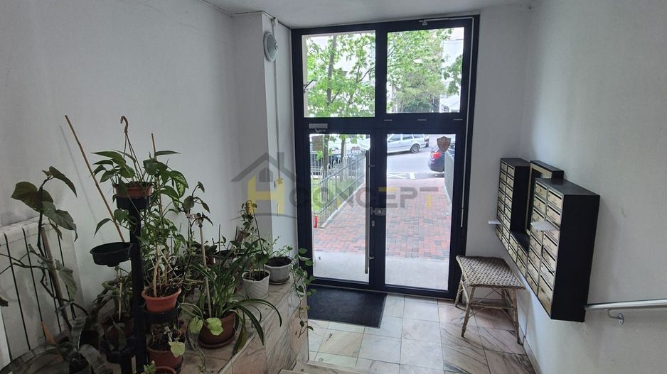 Inchiriere Apartament 3 camere disponibil imediat Bld Decebal - Poză 13