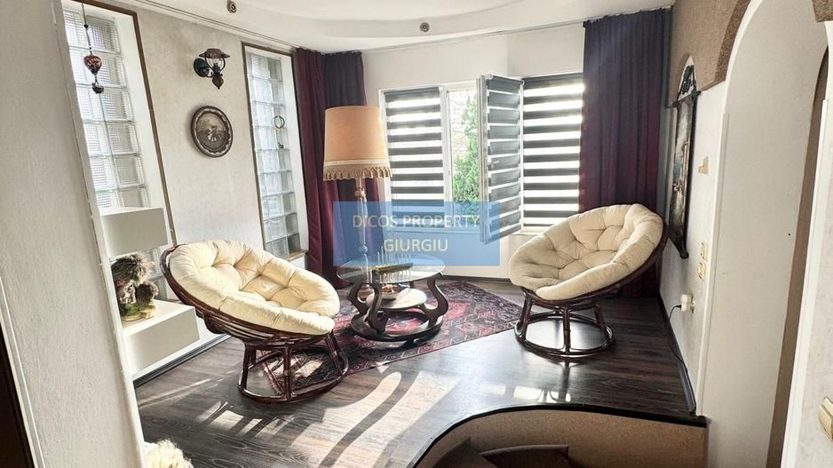 Casă de vânzare pe strada Tudor Vladimirescu - Poză 10