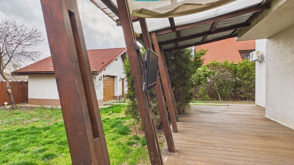 Vila moderna 5 camere Mosnita Noua - Poză 46