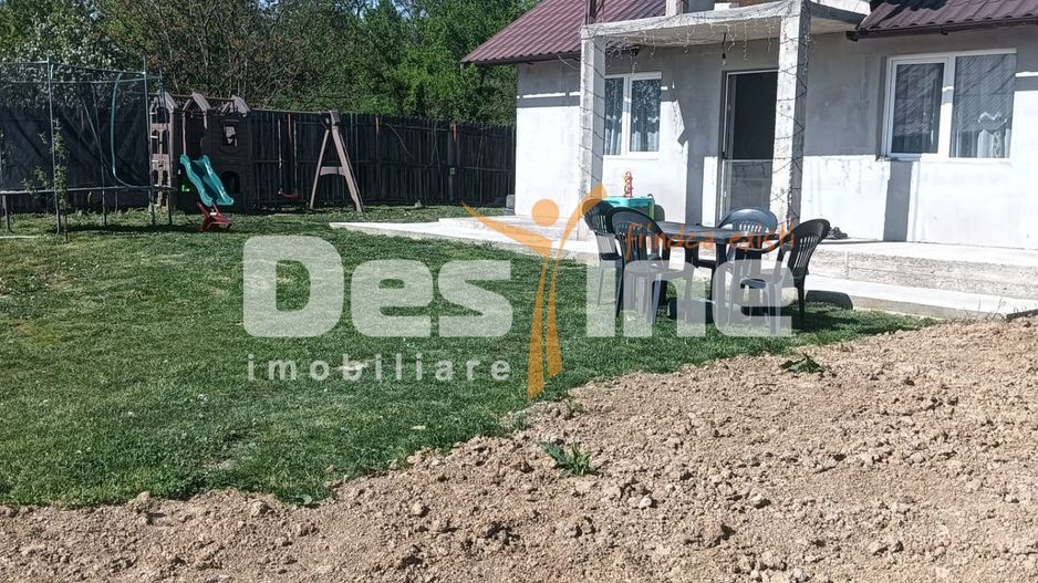 Casă PIETRĂRIE | 2 camere, 70 mp, 400 mp teren, loc de parcare - Poză 1