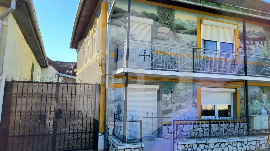 Casa in Avrig | 3 Dormitoare + Living si Bucatarie | Pivnita - Poză 3