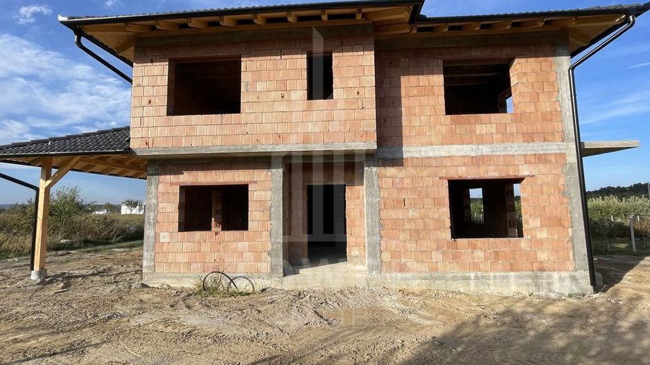 Casa de vanzare . Comision 0% - Poză 3