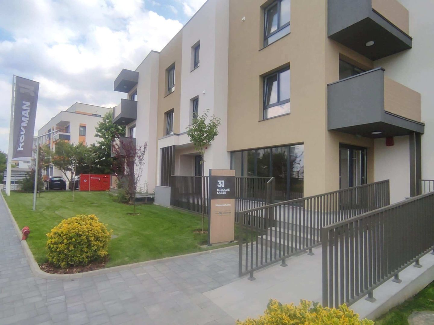 Apartament modern cu 3 camere în zona Coresi ROKMAN confort și exclusivitate - Poză 1