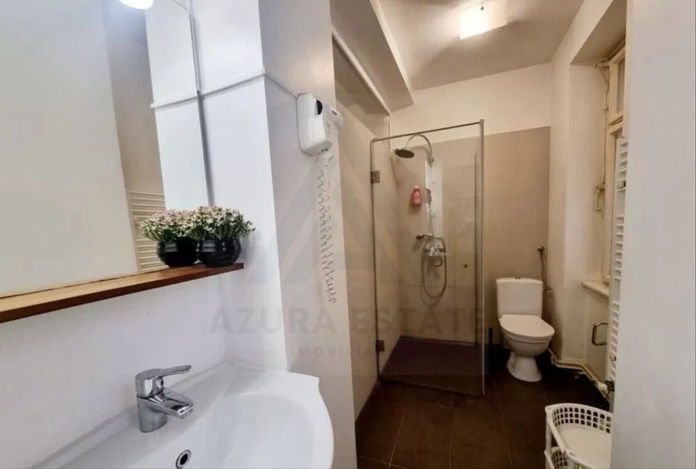 Apartament 2 camere 61 mp utili parter 2 bai 2 pivnite Centrul Istoric - Poză 5