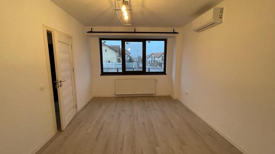 Vilă modernă 6 camere în Băneasa – Henri Coandă, curte proprie, dispon - Poză 2