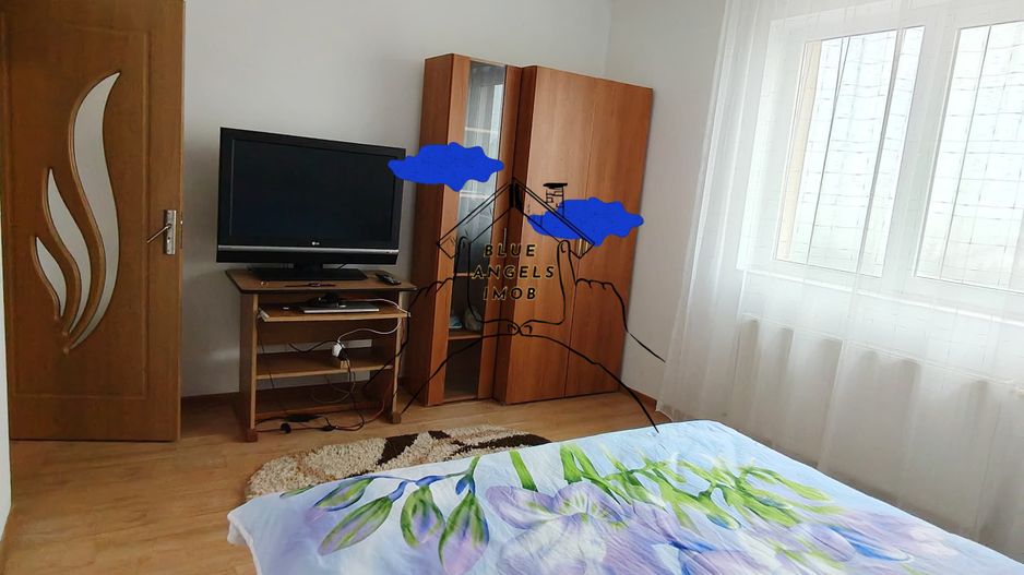 Apartament modern - 2 camere decomandat - parcare - Tractorul - Poză 2