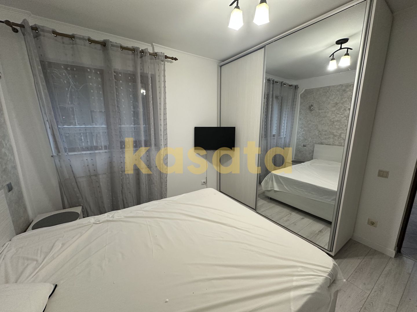 Casă 3 Camere de Vanzare | Curte | Renovată | Magazie - Poză 9