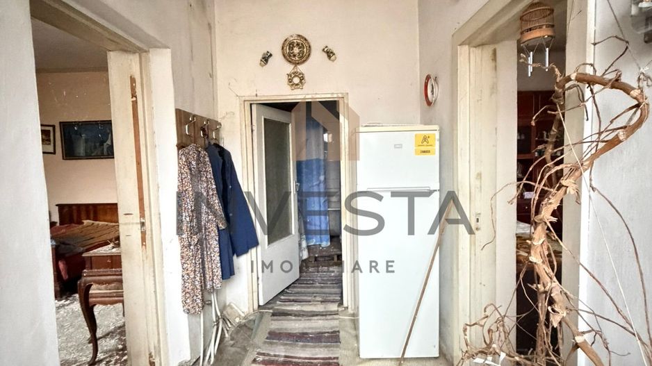 Casa de 115 mp utili pe un teren de 800 mp, zona zona Andrei Muresanu! - Poză 6
