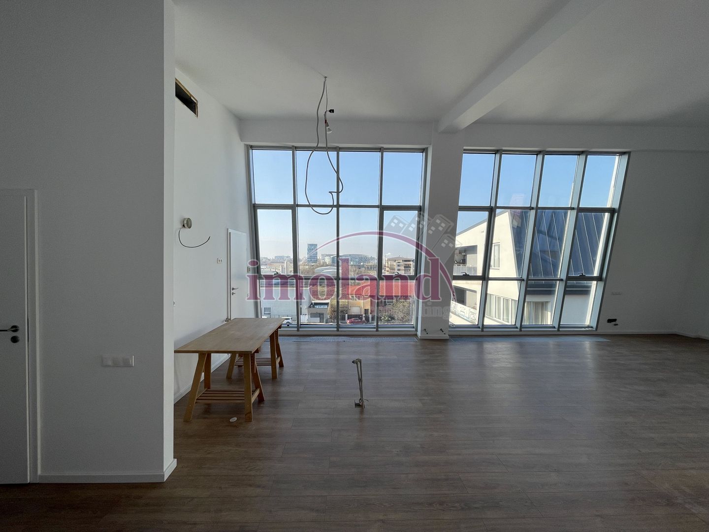 Vanzare LOFT 3 camere 136 mp cu loc de parcare lac Baneasa - Poză 1