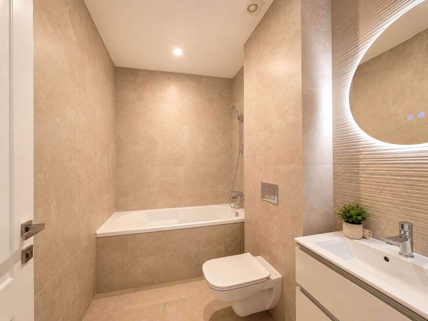 Apartament 4 camere de închiriat Armenească – Universitate NOU - Poză 10