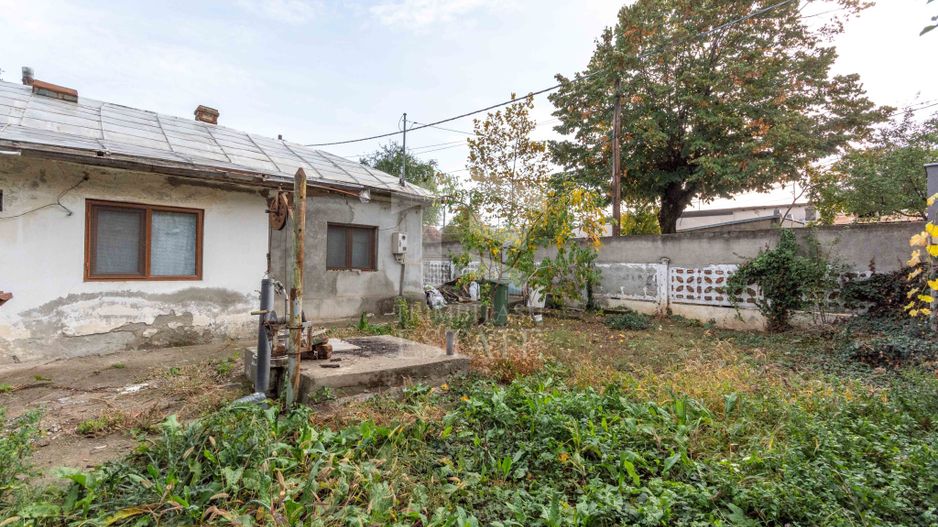Straulesti - str. Pietrosita nr. 10, Casa demolabila cu teren 388 mp - Poză 8