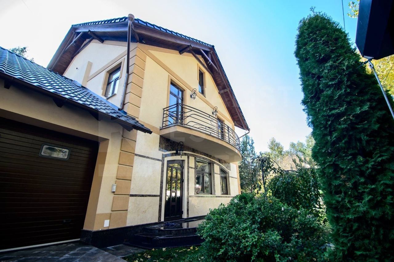Vânzare, casă 370 mp, + 6 ari, 3 nivele, str. Ghidighici, Buiucani - Poză 2