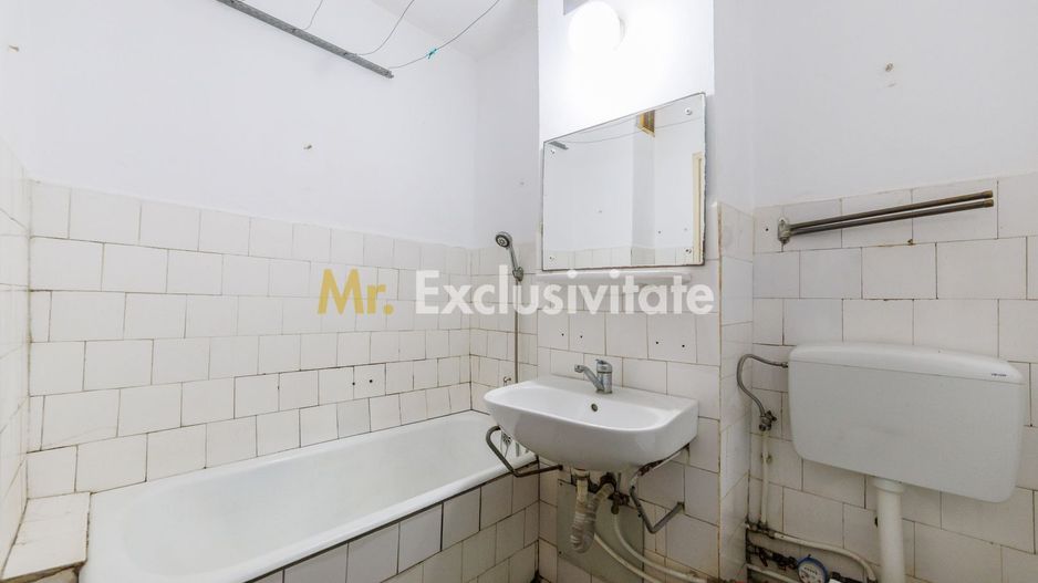 2 camere decomandate, Banat – etaj 2, centrală proprie, zonă excelentă - Poză 9