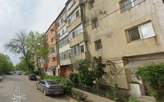 Apartament 4 camere decomandat de vânzare – Galata | Etaj 3/4 - Poză 3