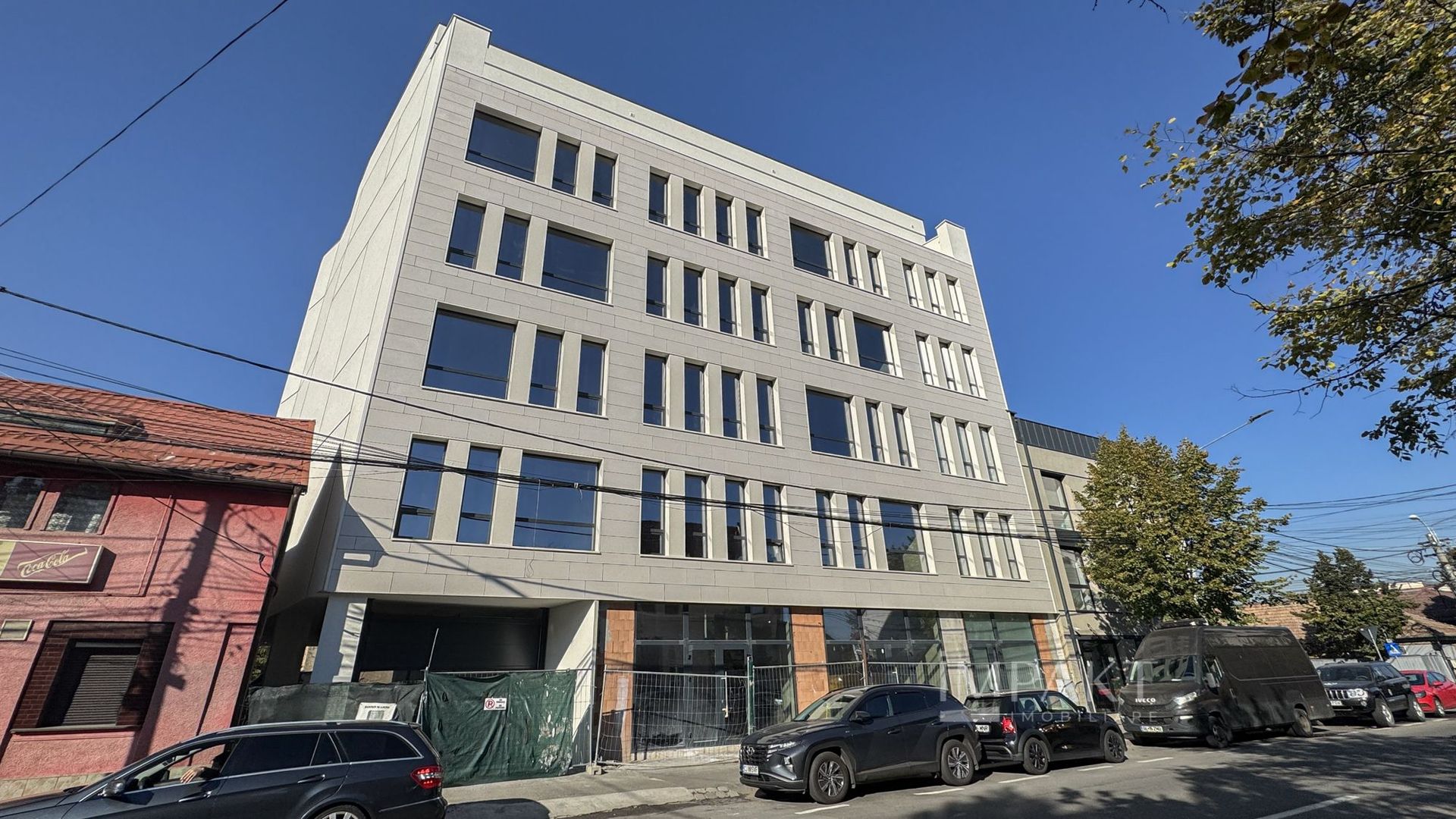 Imobil versatil cu functiuni mixte zona P-ta Mihai Viteazul - Poză 23