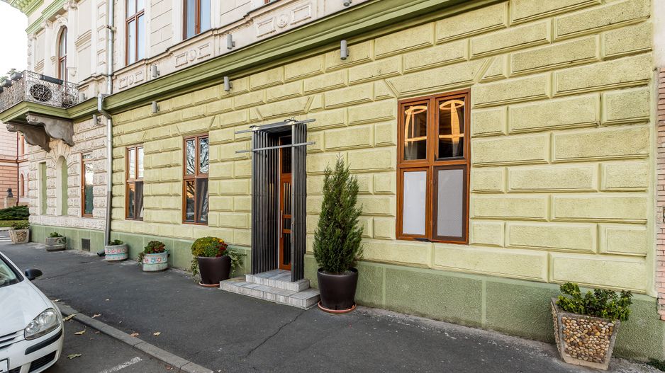 Spațiu comercial de închiriat, acces direct din bd Dragalina - Poză 1