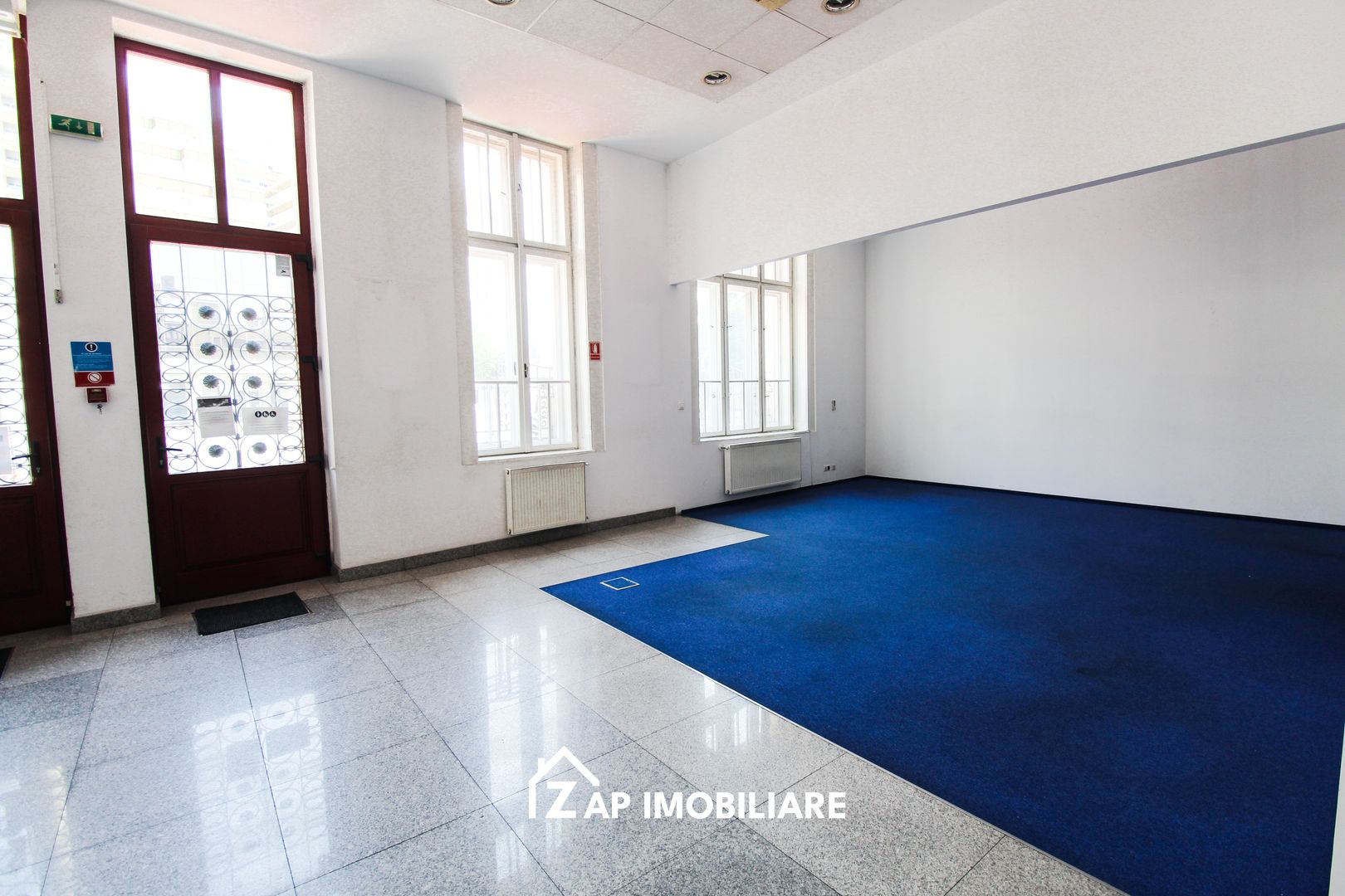 Ultracentral – Spațiu comercial/ birou  la parter, 214 mp - Trafic Intens - Poză 1