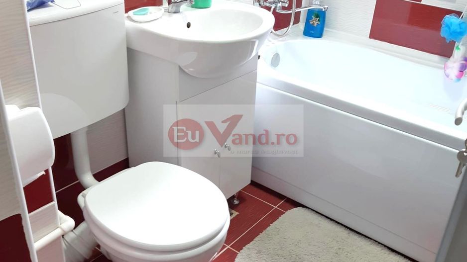 De inchiriat apartament cu 2 camere Micro 19, etaj 1, 330 euro - Poză 5
