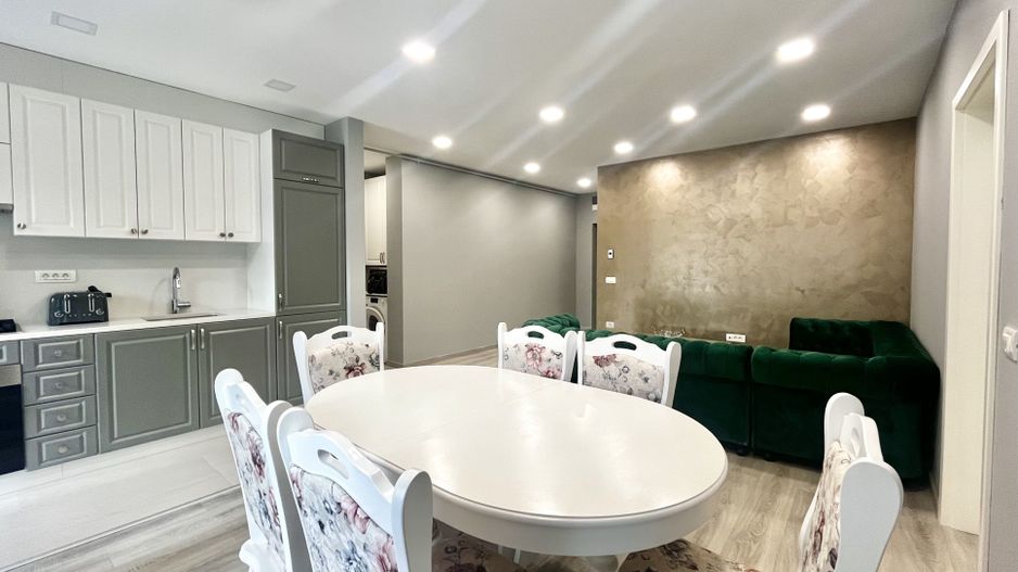 Apartament cu 3 camere, elegant, cu parcare si boxa, in zona Aradului - Poză 5