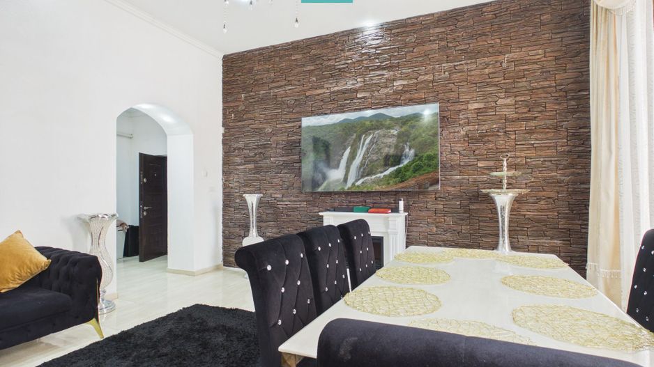 Apartament cu 4 camere – Zona Centrală - Poză 11