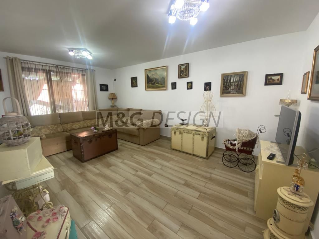 Casa cocheta  Mosnita Veche - Poză 24