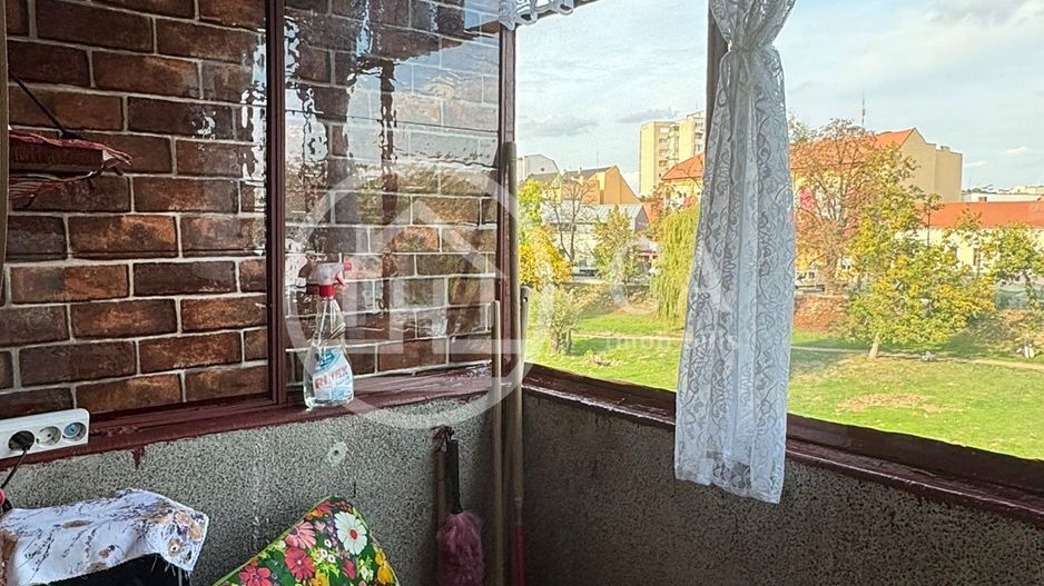 Apartament de închiriat cu 3 camere in zona Ultracentrala, Oradea - Poză 13