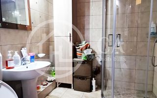 Apartament cu 3 camere de vanzare in zona Decebal, Oradea - Poză 10