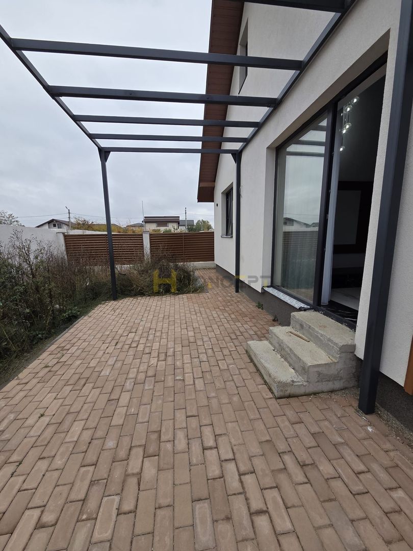 Vila individuala 4 camere panouri fotovoltaice Pantelimon - Poză 14
