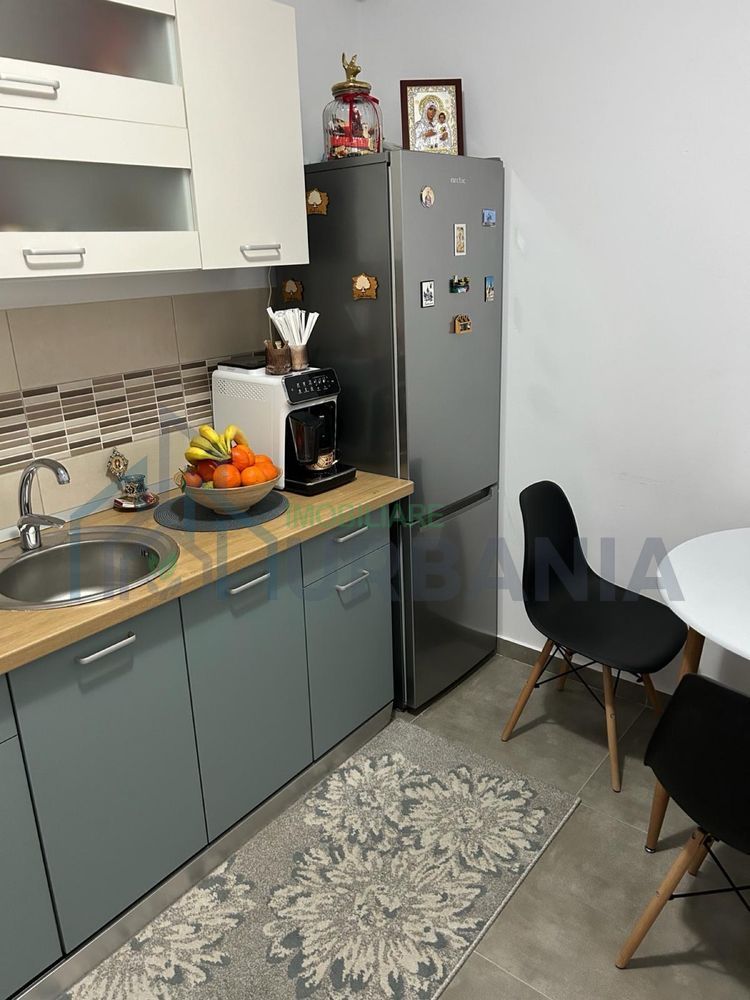 Inchiriez apartament cu o camera in Valea Lupului - Poză 3