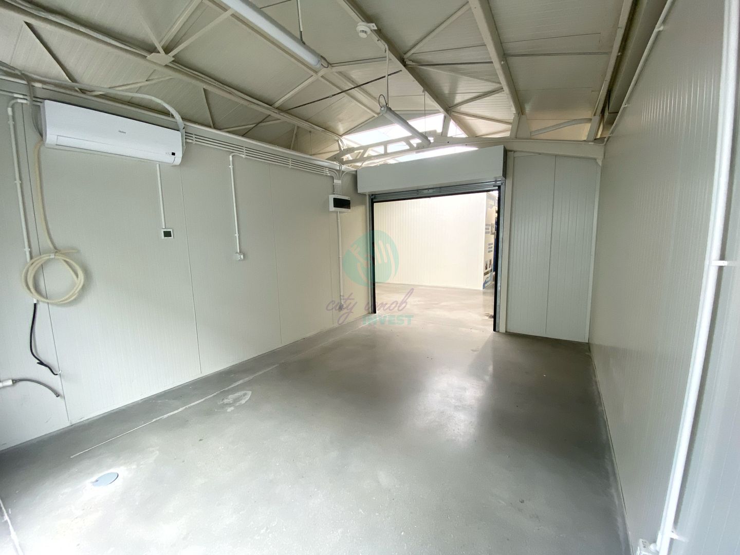 Spatii comerciale de inchiriat, Piata Delfinului - Poză 4