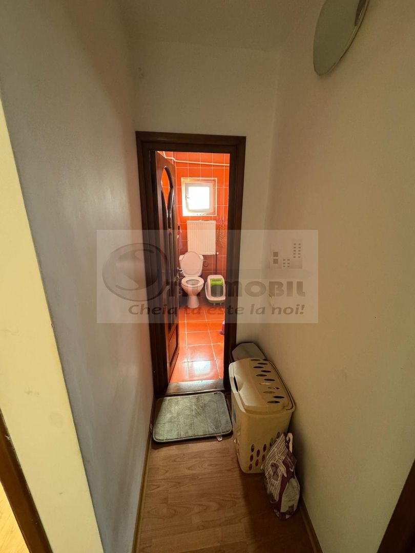 Apartament cu 3 camere – 71 m.p.- Nicolina 2, geam la baie - Poză 9