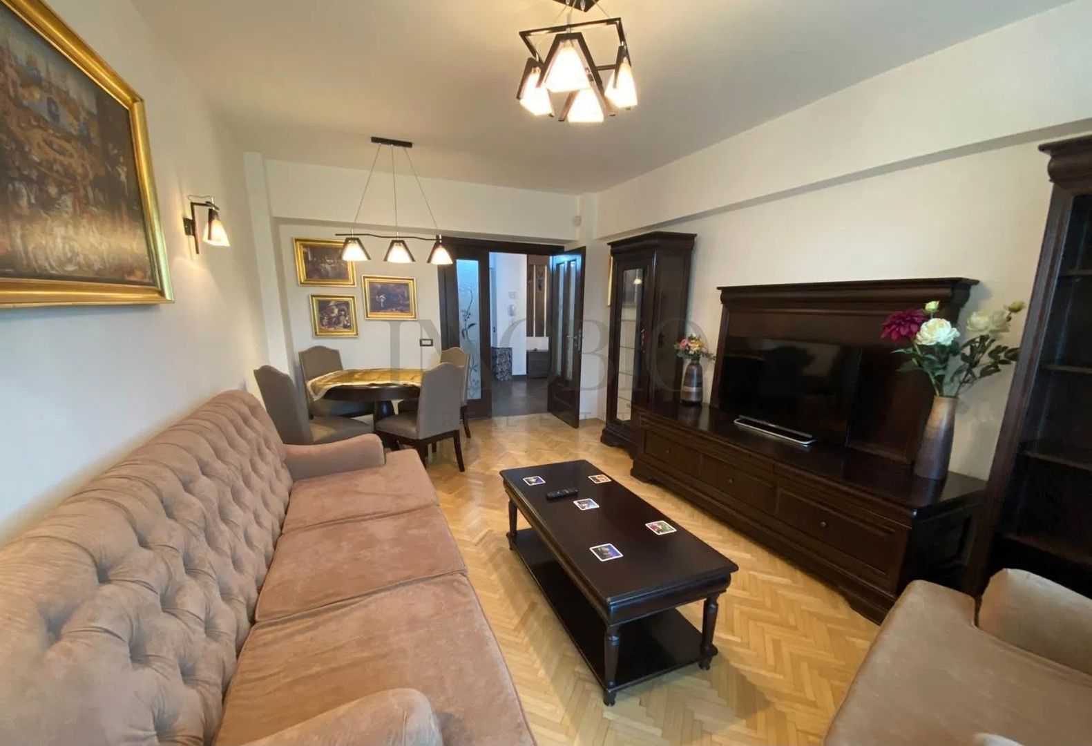 Apartament 2 camere renovat | Loc de parcare | Bd. Unirii - Poză 1