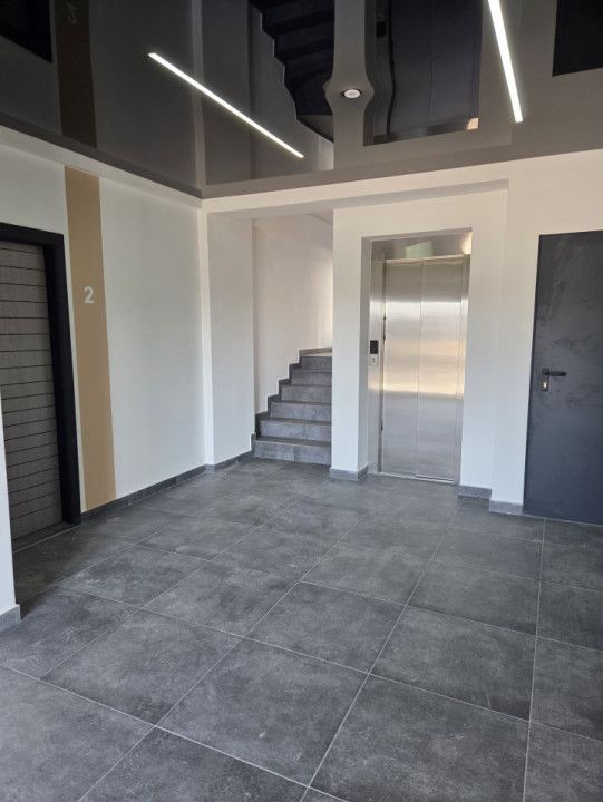 De vanzare aparatament cu o camera, bloc nou, Micro 17, etaj 3, 69.000 Euro - Poză 2