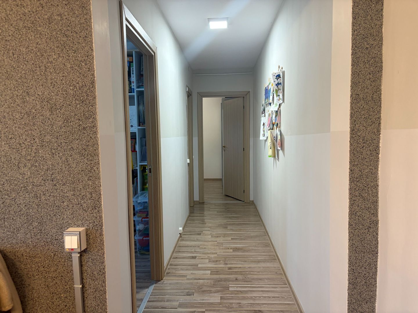Apartament cu trei camere, zona Straduintei, 95.000€ negociabil - Poză 7