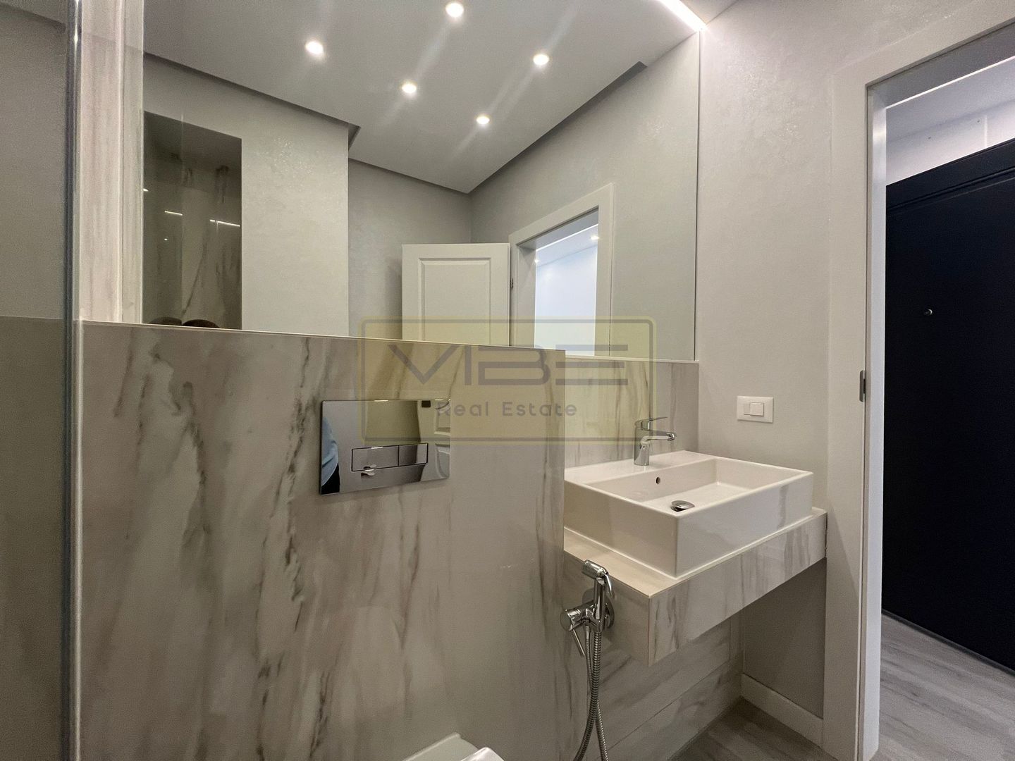 Apartament modern 2 camere Comat Towers - 20 min Copou - Poză 13