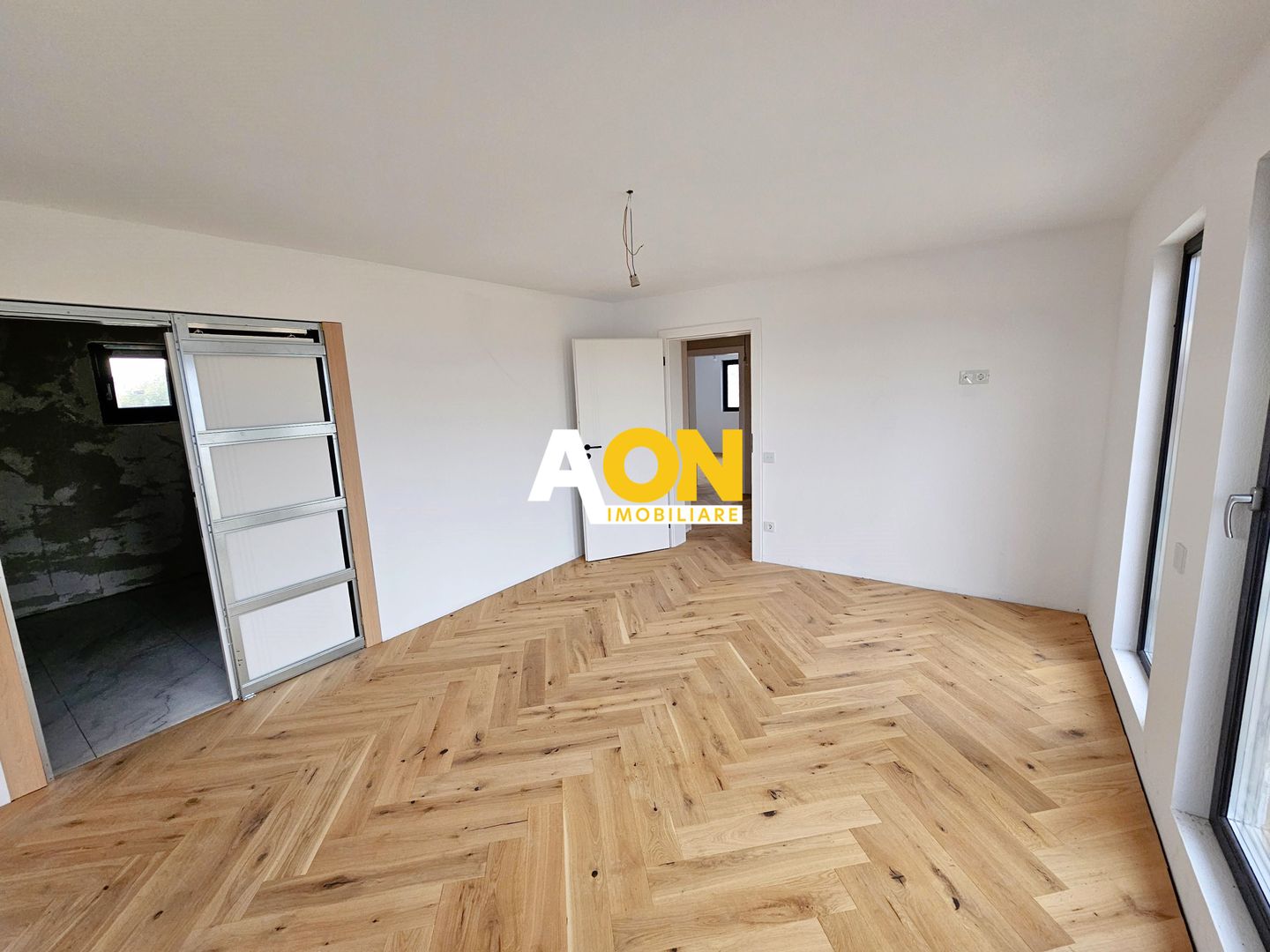 Casă Modernă P+1, Garaj, Teren 600 mp, Ighiu (10 km de Alba Iulia) - Poză 14