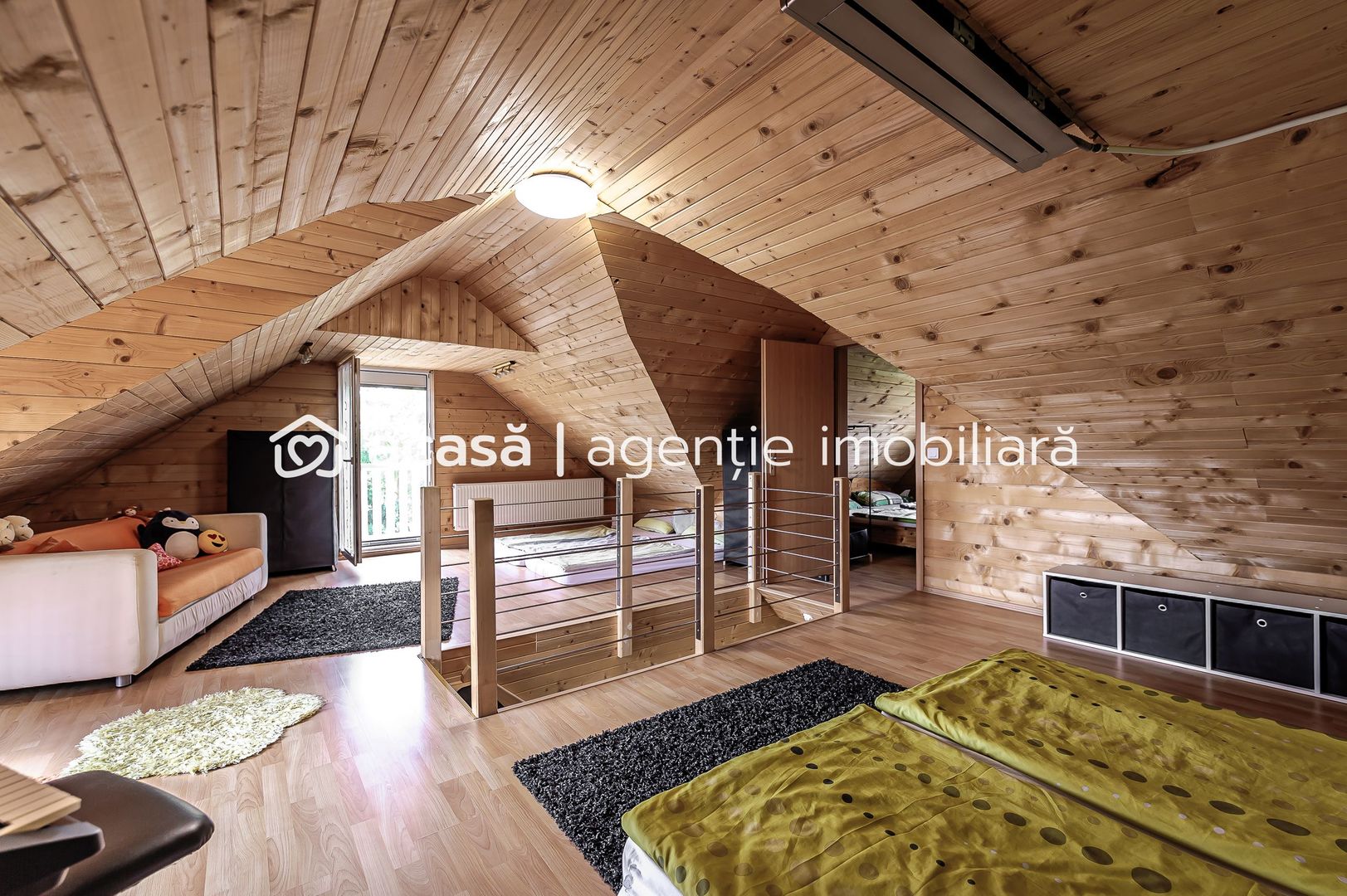 Casa de Lemn cu Piscina si Gradina Impecabila in Vladimirescu! - Poză 11